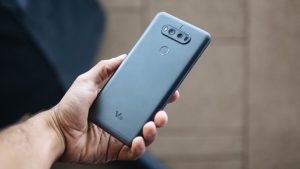 Solved LG V20 Turns Off When Battery Level Decreases