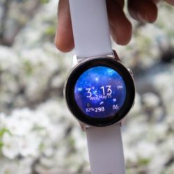 How to change background style on widgets and notification screens on Galaxy Watch Active