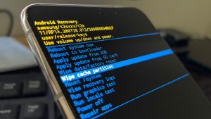 How To Wipe Cache Partition on Galaxy S22